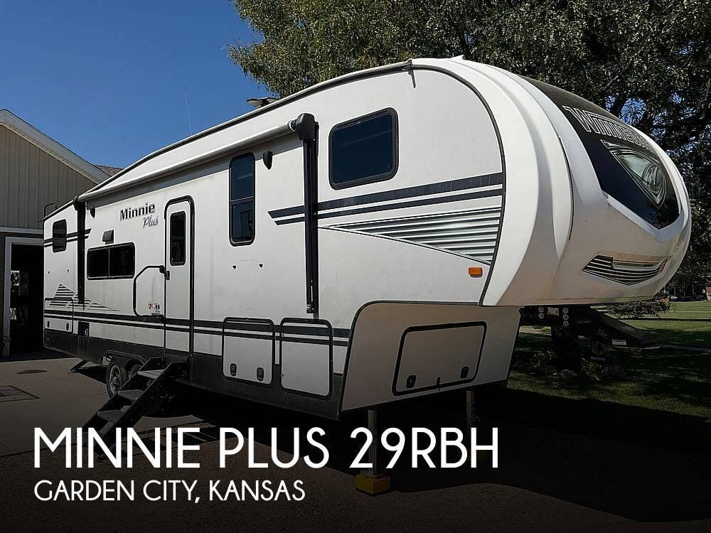 Used 2020 Winnebago Minnie Plus 29RBH available in Garden City, Kansas