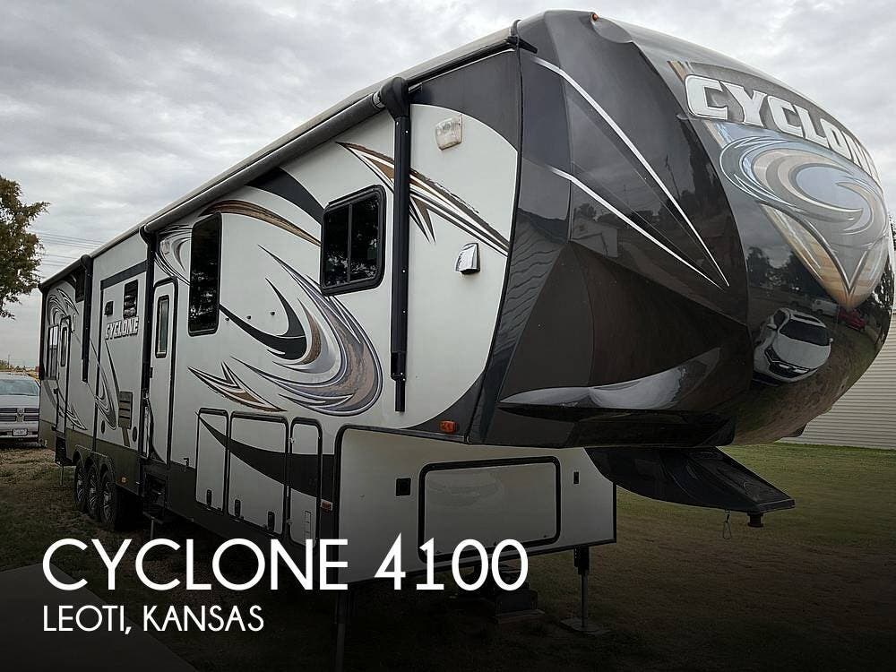 Used 2014 Heartland Cyclone 4100 available in Leoti, Kansas
