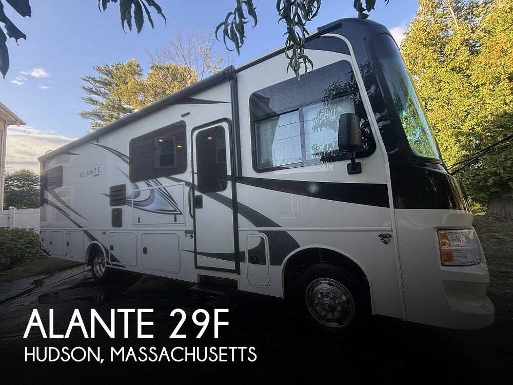 Used 2022 Jayco Alante 29F available in Hudson, Massachusetts
