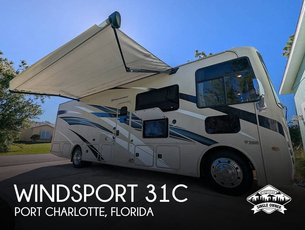 Used 2021 Thor Motor Coach Windsport 31C available in Port Charlotte, Florida