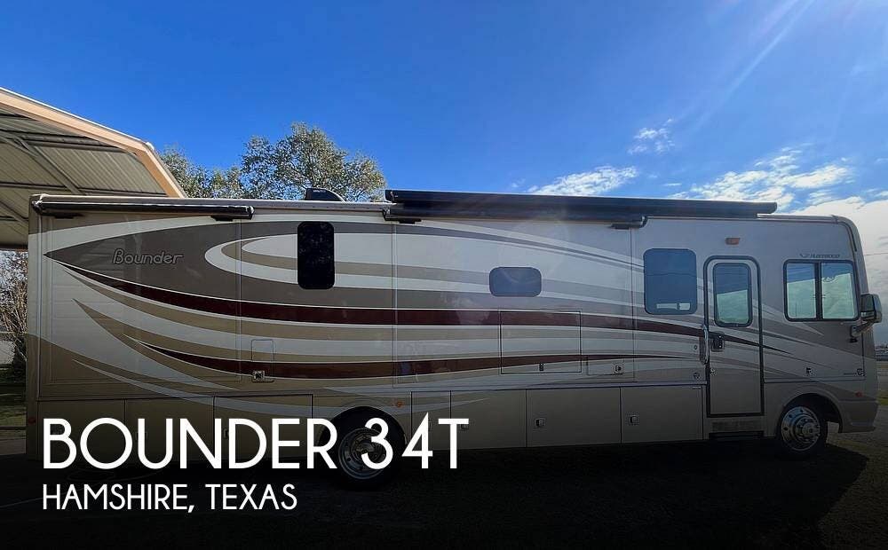 Used 2017 Fleetwood Bounder 34T available in Hamshire, Texas
