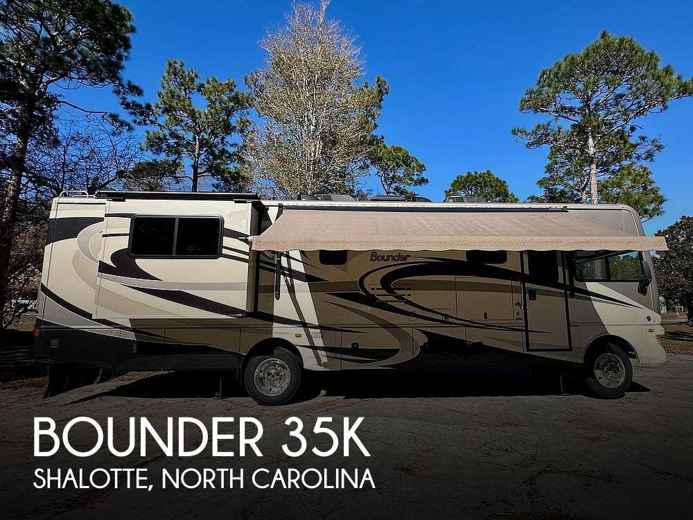 Used 2014 Fleetwood Bounder 35K available in Shalotte, North Carolina