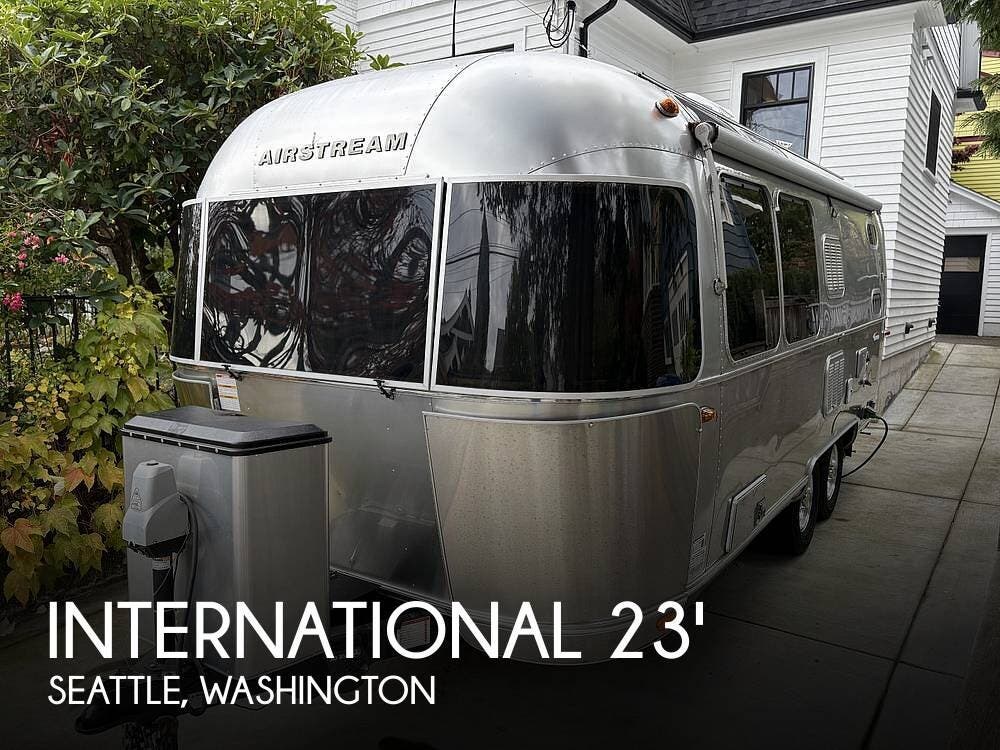 Used 2018 Airstream International Signature 23D available in Seattle, Washington