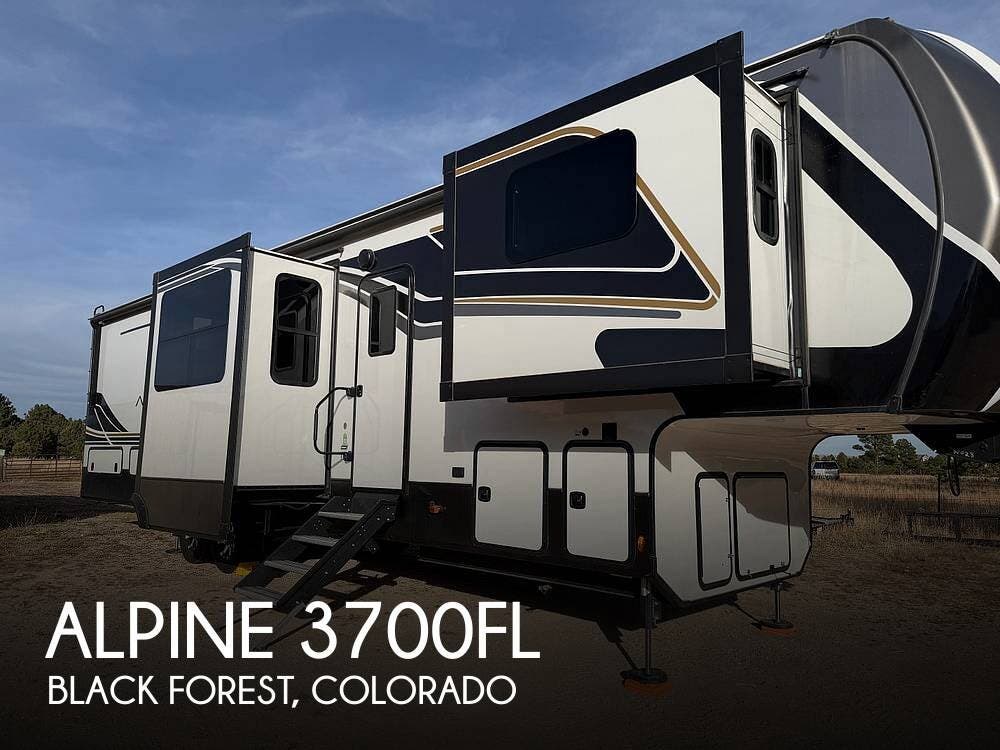 Used 2024 Keystone Alpine 3700FL available in Black Forest, Colorado