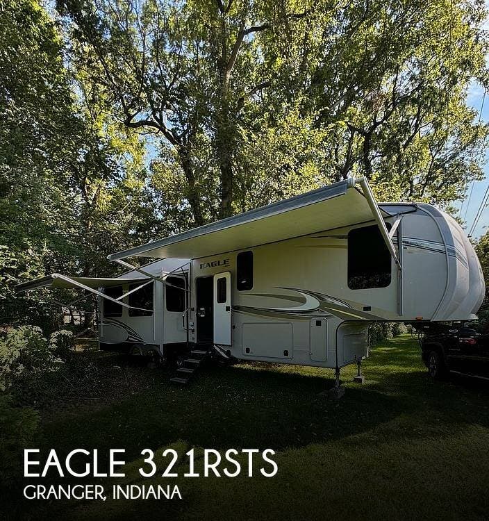 Used 2018 Jayco Eagle 321RSTS available in Granger, Indiana