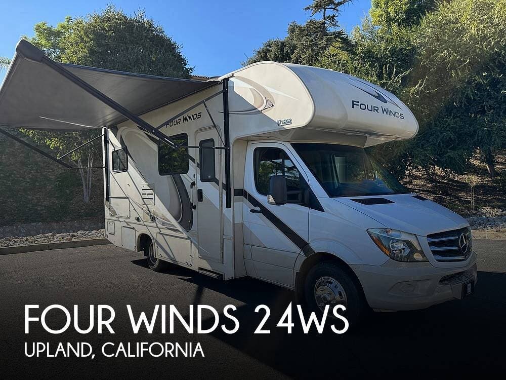Used 2019  Thor Motor Coach Four Winds 24WS by Thor Motor Coach from Pop RVs in Upland, CA