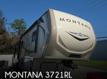Used 2019 Keystone Montana 3721RL available in Haskell, New Jersey
