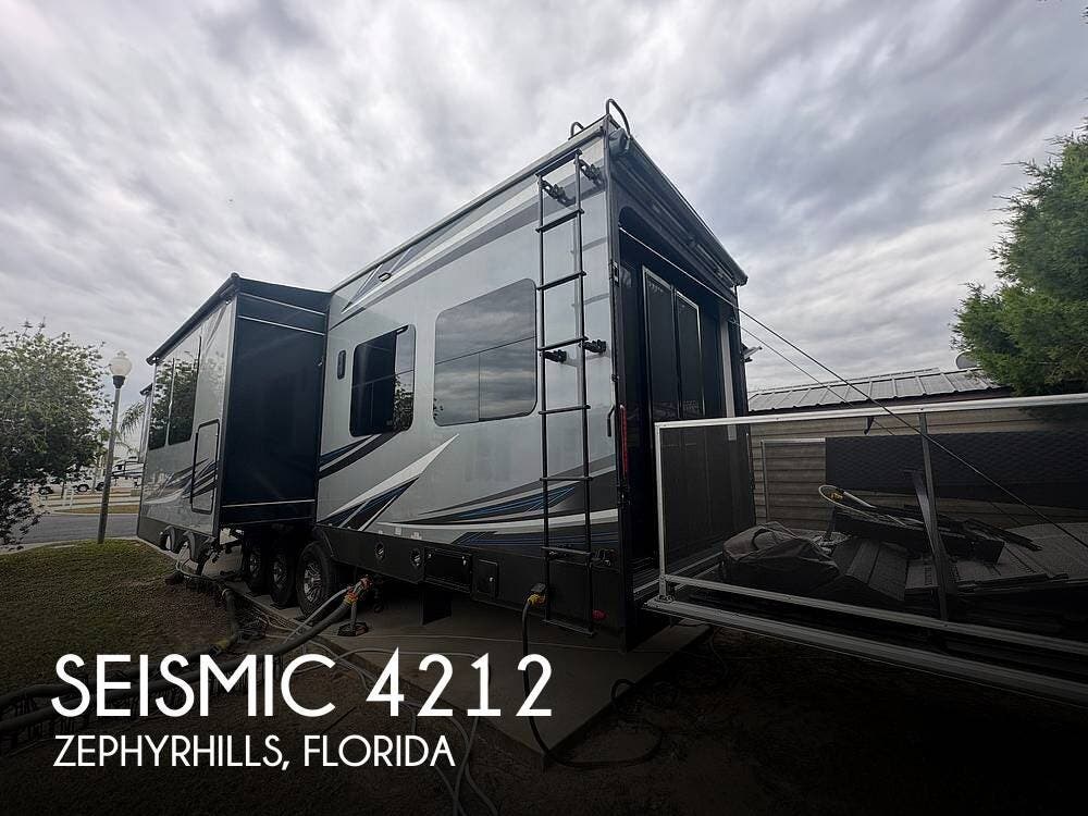Used 2019 Jayco Seismic 4212 available in Zephyrhills, Florida