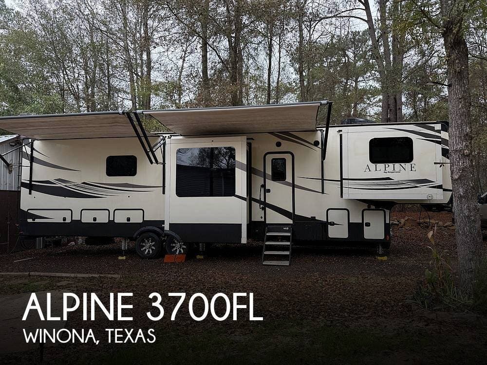 Used 2019 Keystone Alpine 3700FL available in Winona, Texas