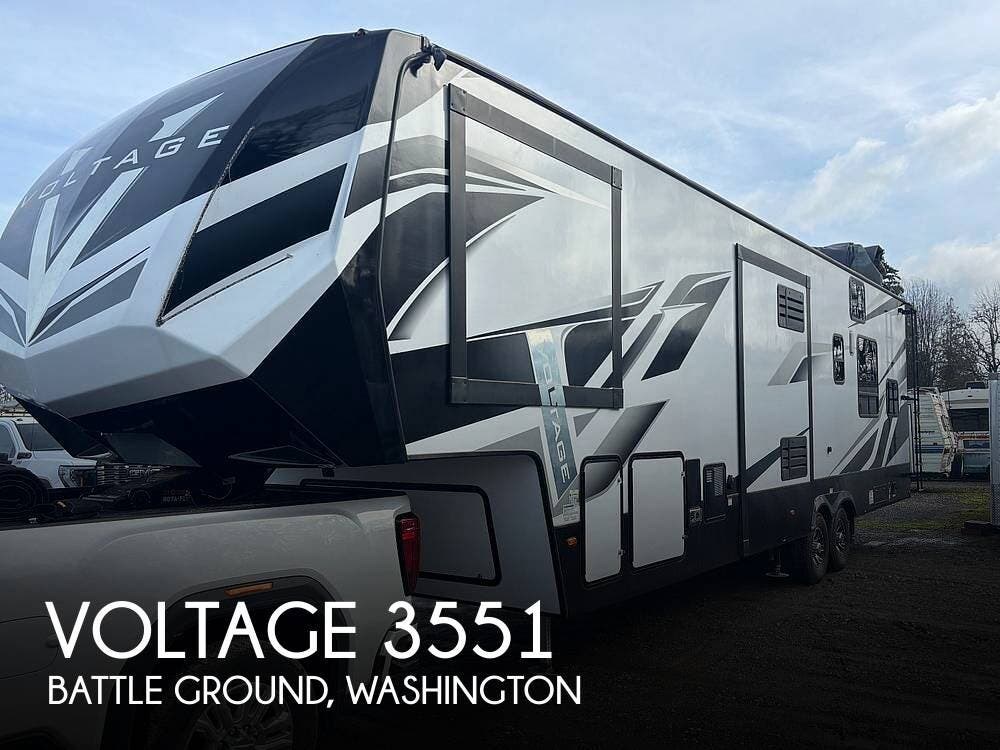 Used 2022 Dutchmen Voltage 3551 available in Battle Ground, Washington