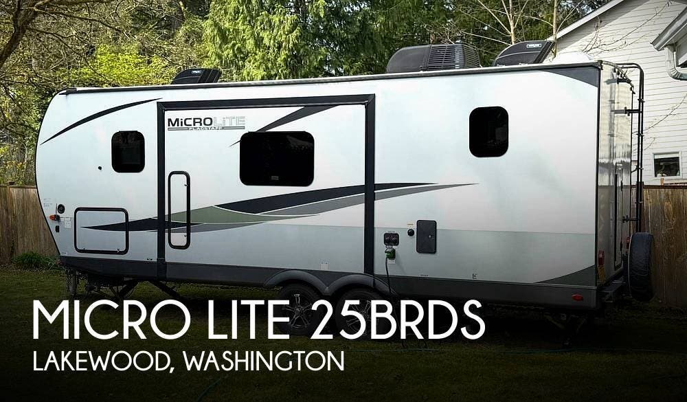 Used 2023 Forest River  Micro Lite 25BRDS available in Lakewood, Washington