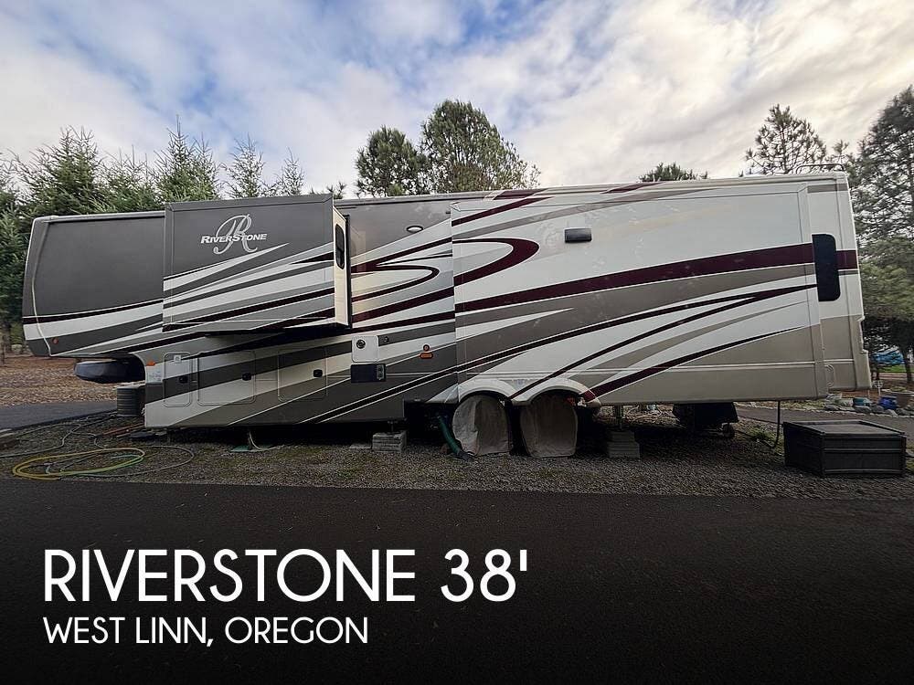 Used 2016  Forest River RiverStone Legacy 38FB by Forest River from Pop RVs in West Linn, OR