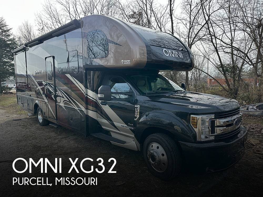 Used 2020 Thor Motor Coach Omni XG32 available in Purcell, Missouri
