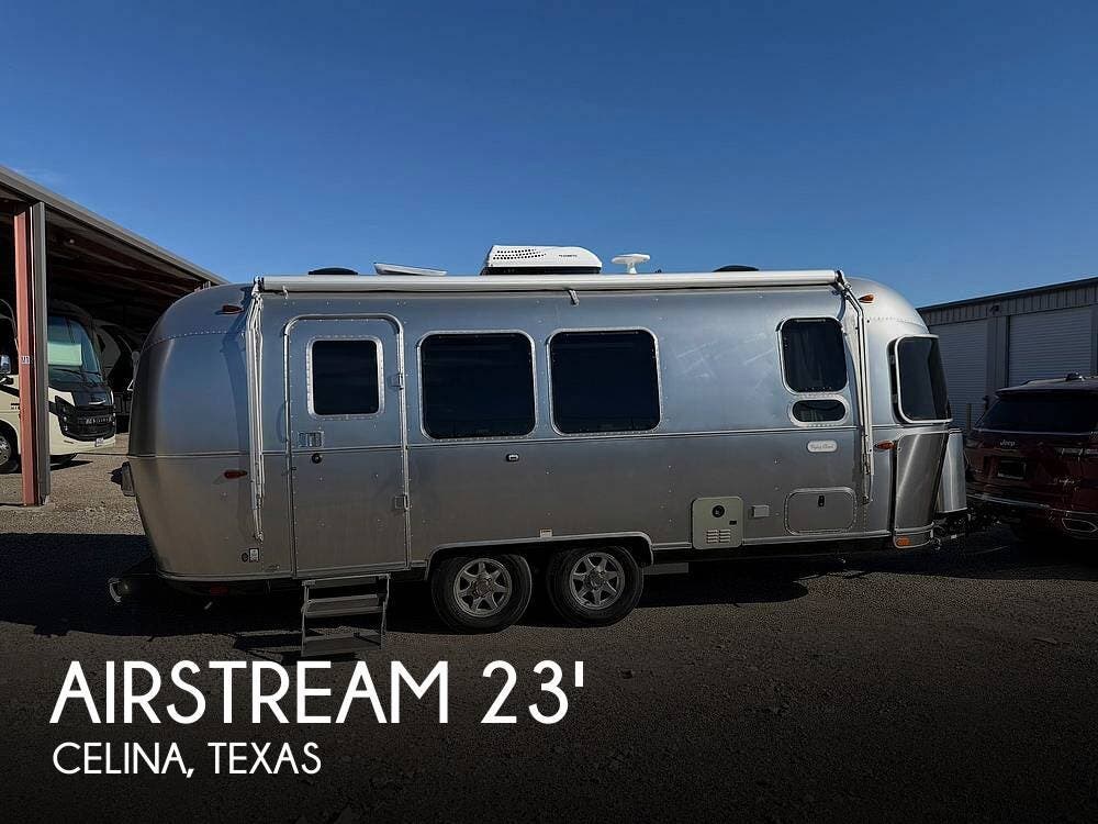 Used 2023 Airstream Flying Cloud Airstream  23FBT available in Celina, Texas