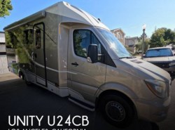 Used 2014 Leisure Travel Unity U24CB available in Los Angeles, California