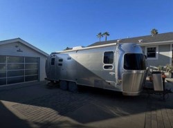 Used 2007 Airstream International 25FB QUEEN available in Solana Beach, California