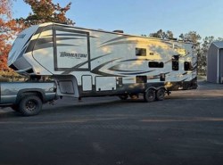 Used 2015 Grand Design Momentum 328M available in Dinuba, California