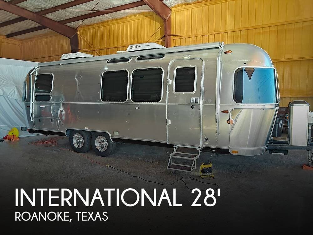 Used 2018 Airstream International 28RB TWIN available in Roanoke, Texas