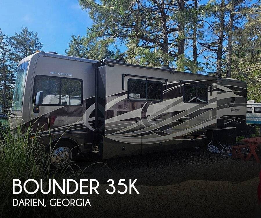 Used 2015 Fleetwood Bounder 35K available in Darien, Georgia