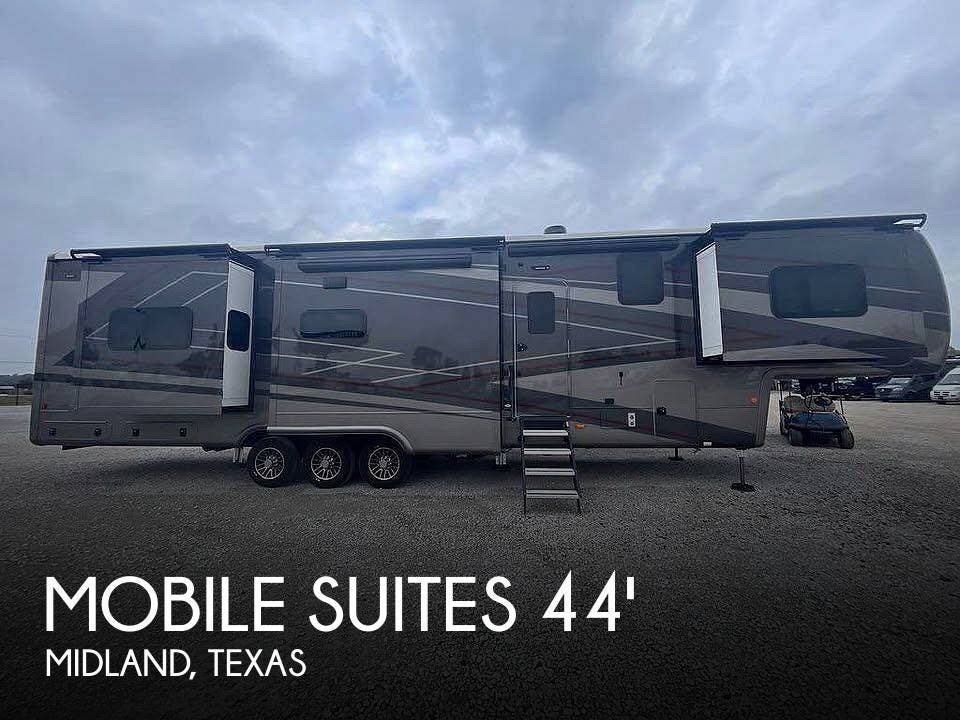 Used 2025 DRV Mobile Suites 44 Orlando available in Midland, Texas