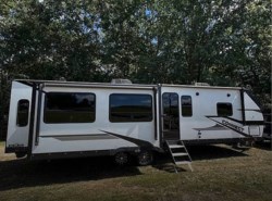 Used 2024 K-Z Connect 313MK available in Renfrew, Pennsylvania