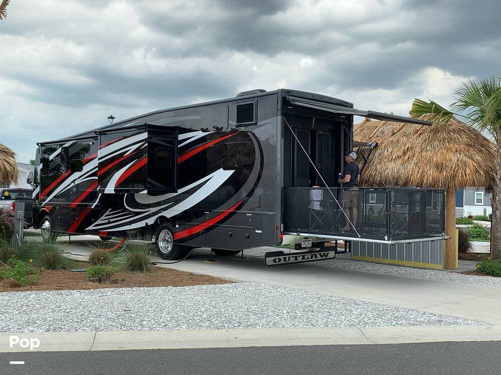 Used 2022 Thor Motor Coach Outlaw 38KB available in Bowling Green, Florida