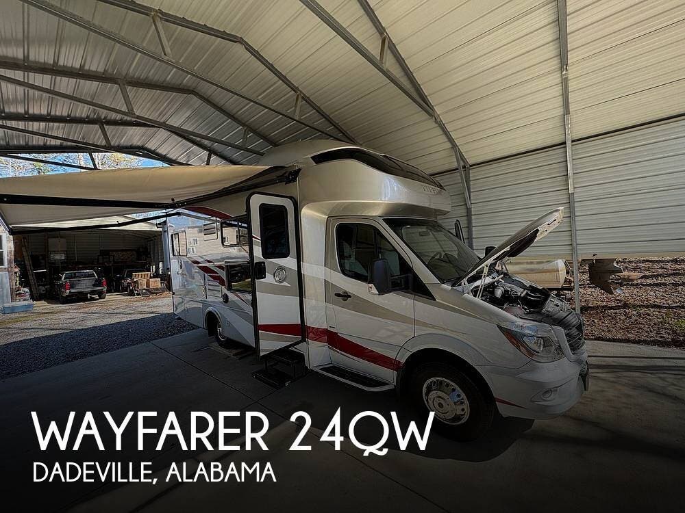 Used 2017 Tiffin Wayfarer 24QW available in Dadeville, Alabama