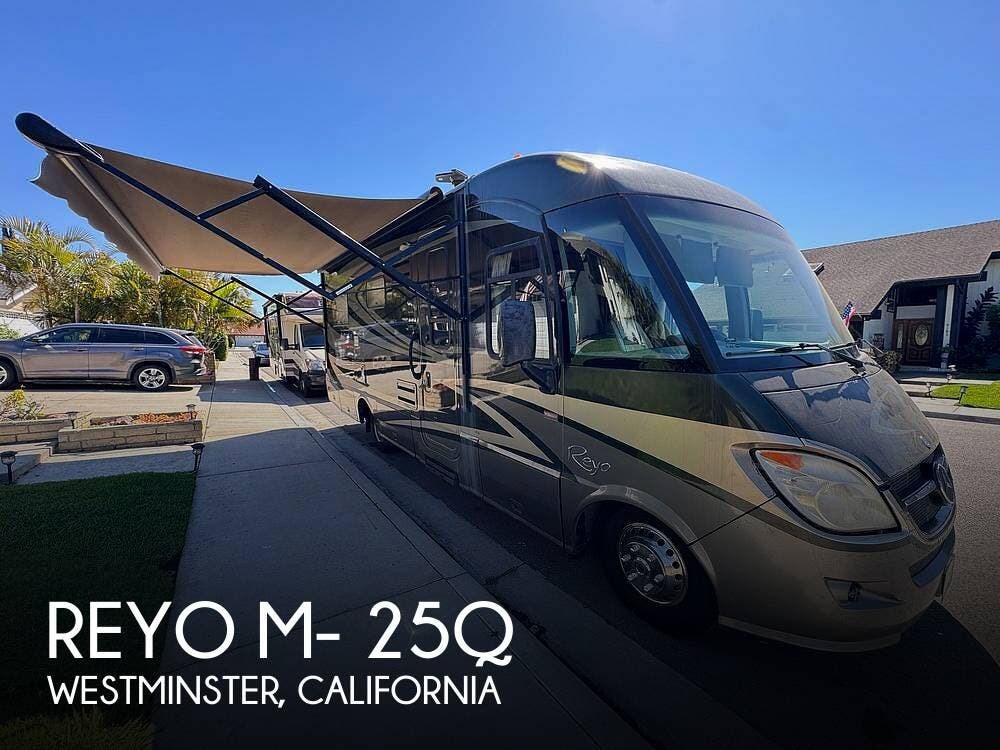Used 2013 Itasca Reyo 25Q available in Westminster, California