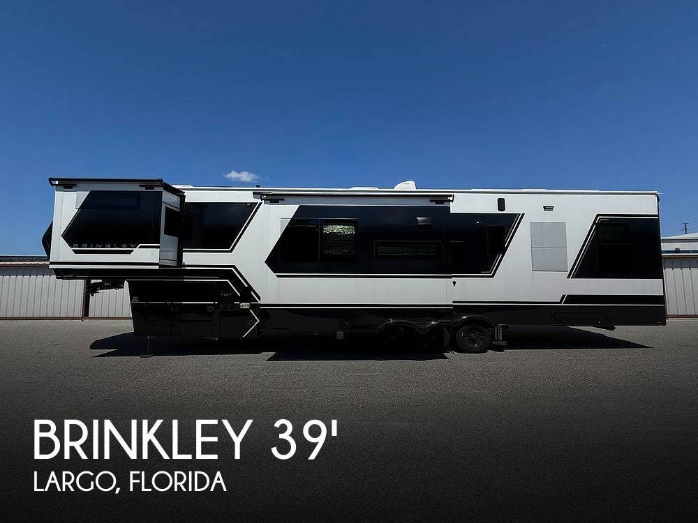 Used 2025   Brinkley G Series 3950 available in Largo, Florida