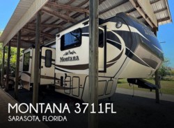 Used 2015 Keystone Montana 3711FL available in Sarasota, Florida