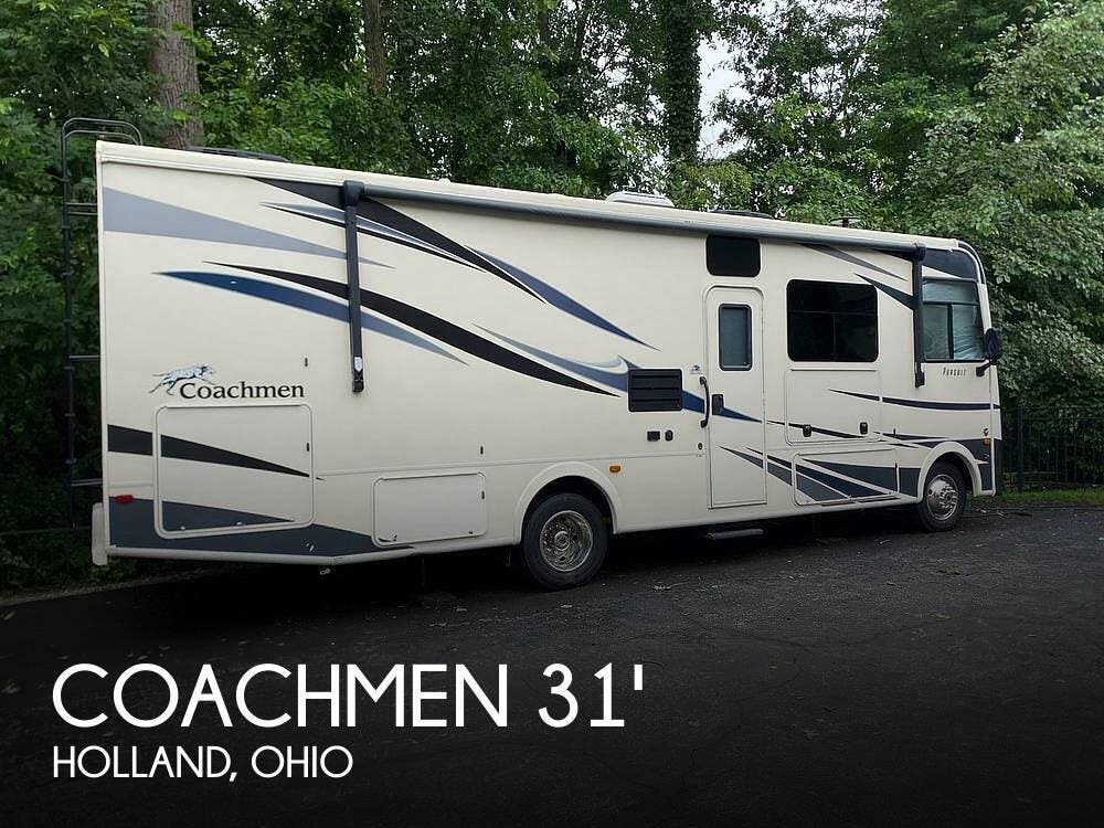 Used 2020 Forest River  Coachmen Pursuit 31BH available in Holland, Ohio