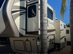 Used 2017 Keystone Montana 3730FL available in Visalia, California