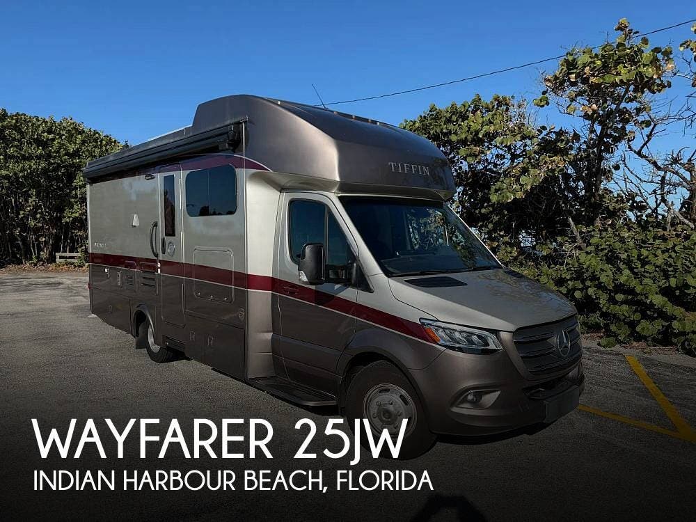 Used 2022 Tiffin Wayfarer 25JW available in Indian Harbour Beach, Florida