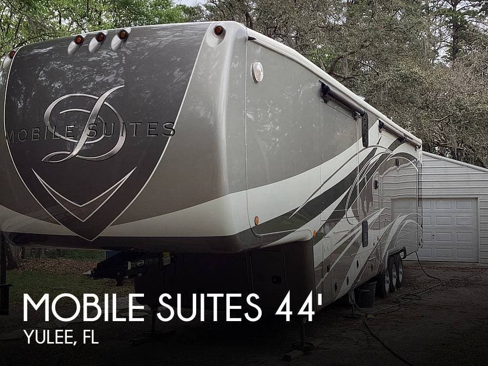 Used 2021 DRV Mobile Suites 44 Houston available in Yulee, Florida