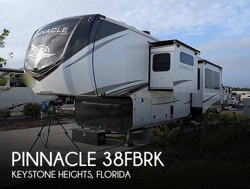 Used 2025 Jayco Pinnacle 38fbrk available in Keystone Heights, Florida