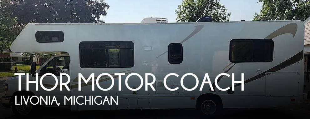 Used 2019 Thor Motor Coach Majestic 28A available in Livonia, Michigan