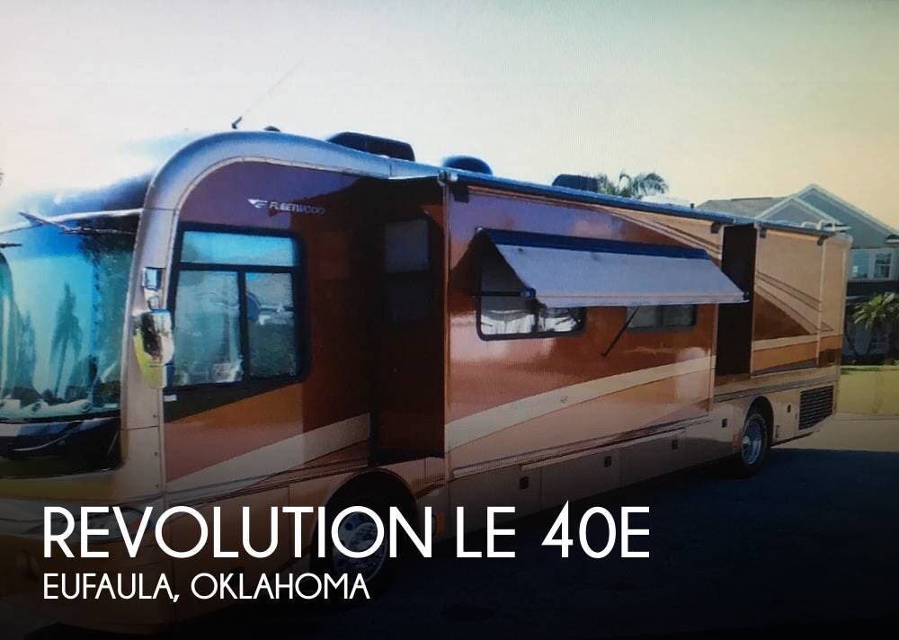 Used 2005 Fleetwood  Revolution LE 40E available in Eufaula, Oklahoma