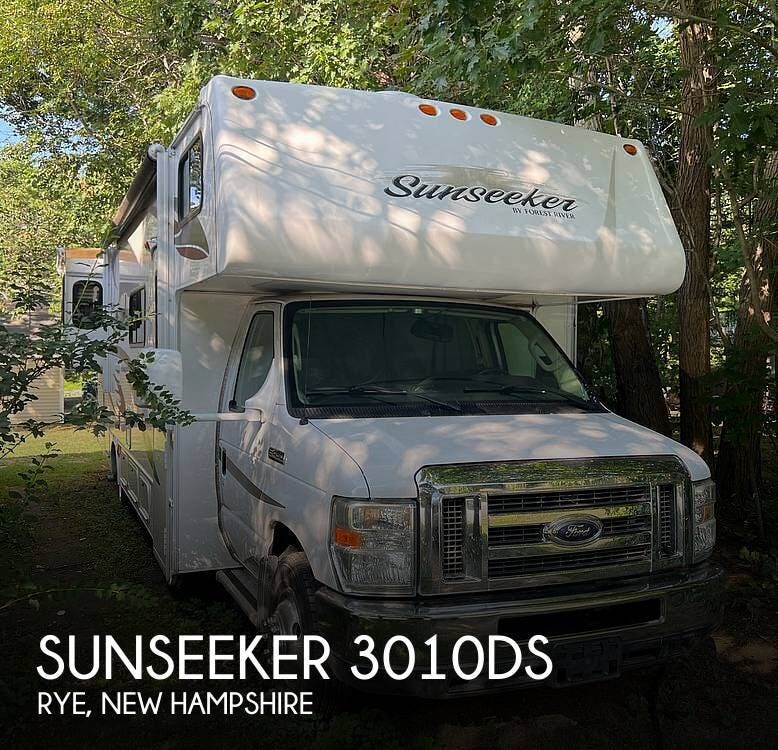 Used 2011 Forest River Sunseeker 3010DS available in Rye, New Hampshire