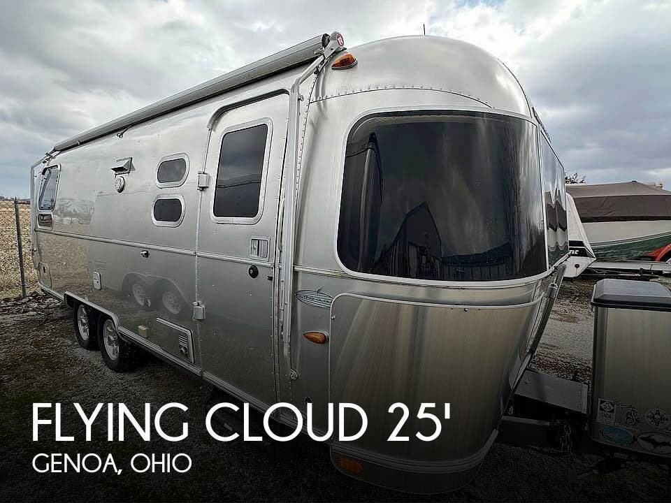 Used 2015 Airstream Flying Cloud 25 RB TWIN available in Genoa, Ohio