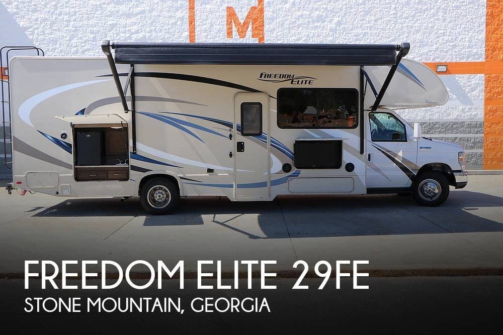 Used 2018 Thor Motor Coach Freedom Elite 29FE available in Stone Mountain, Georgia