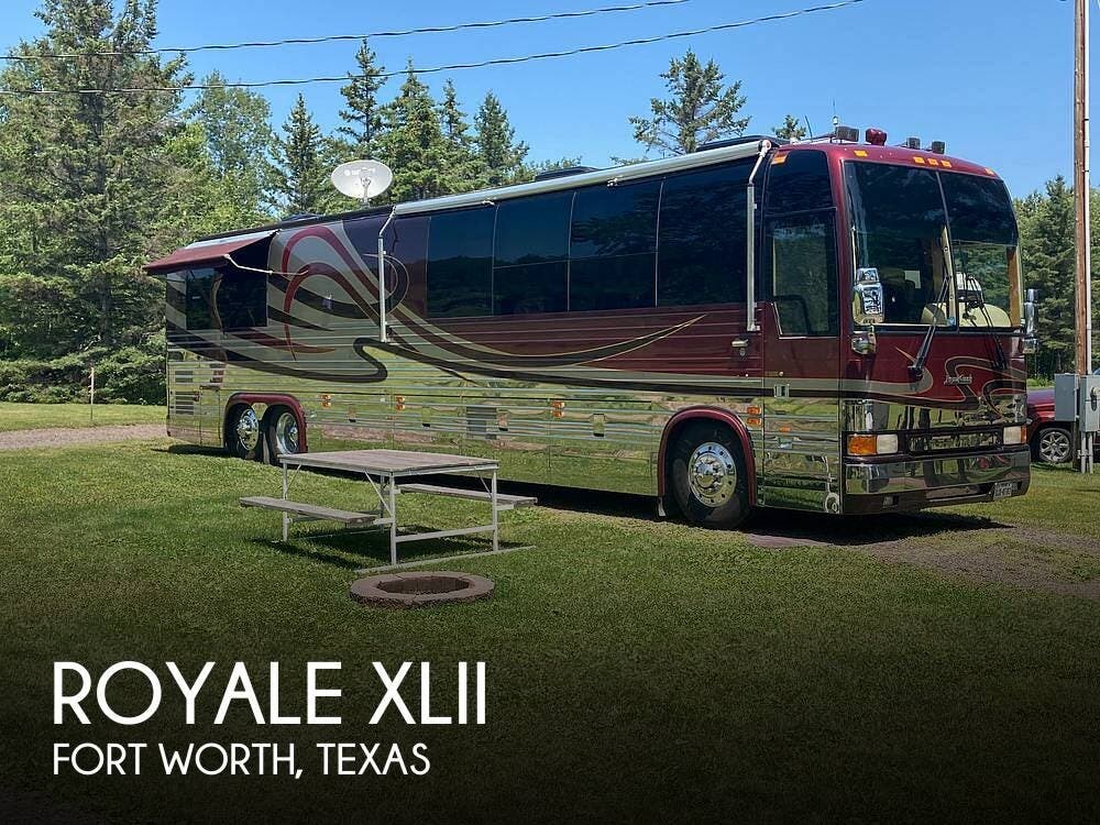 Used 2002 Prevost Royale XLII available in Fort Worth, Texas