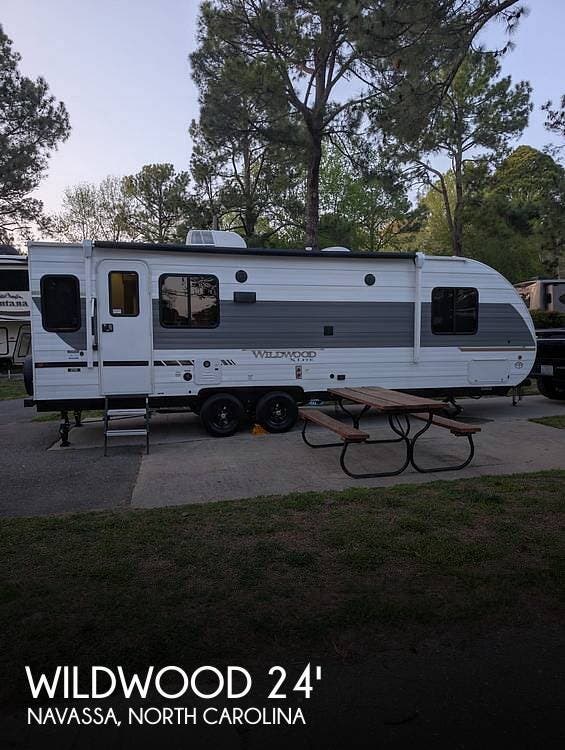 Used 2025 Forest River Wildwood Xlite 24 RLXL available in Navassa, North Carolina