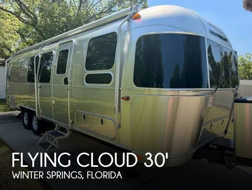 Used 2025 Airstream Flying Cloud 30FB Twin available in Winter Springs, Florida