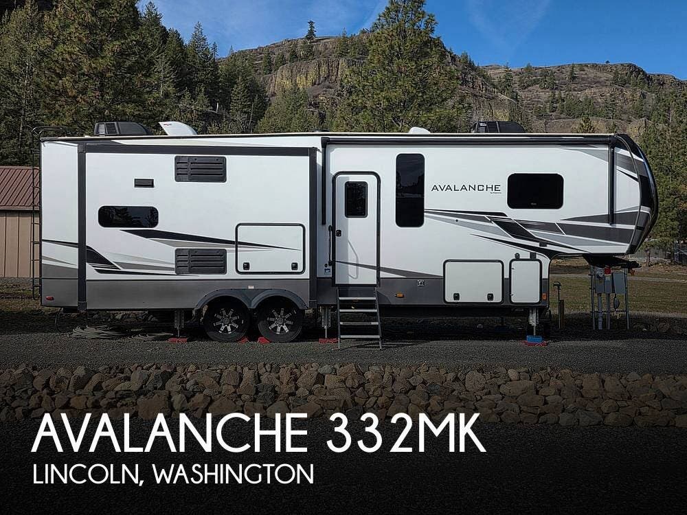 Used 2021 Keystone Avalanche 332MK available in Lincoln, Washington