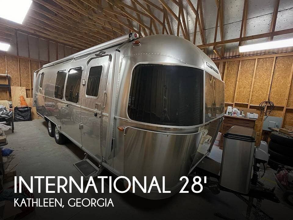 Used 2017 Airstream International 28 Signature available in Kathleen, Georgia
