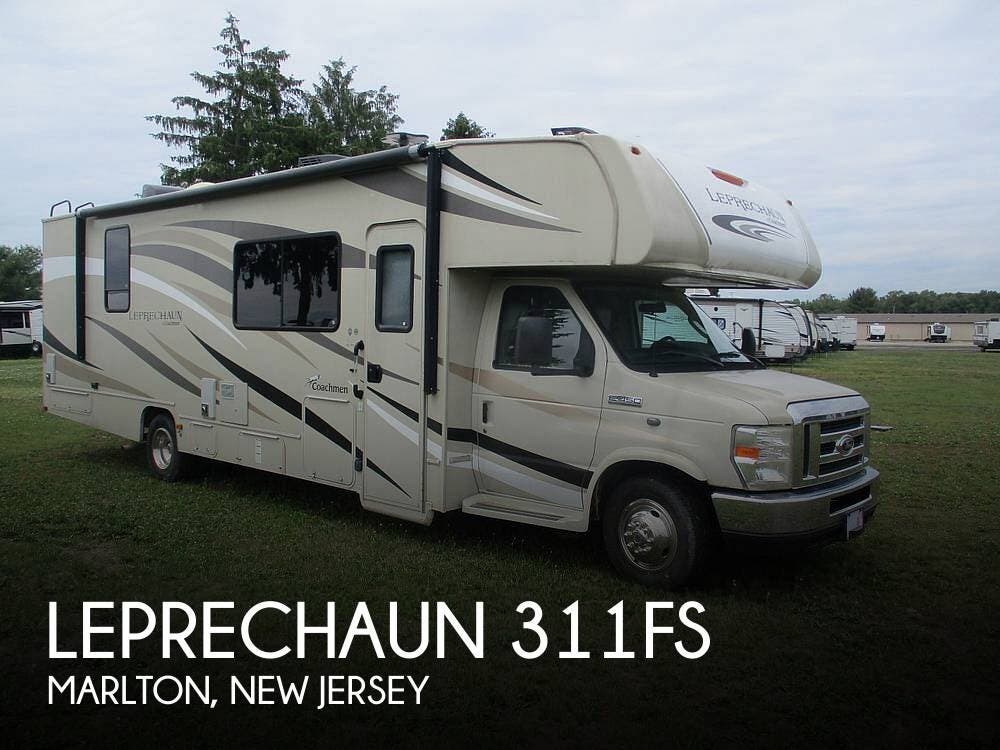 Used 2018  Coachmen Leprechaun 311FS by Coachmen from Pop RVs in Marlton, NJ