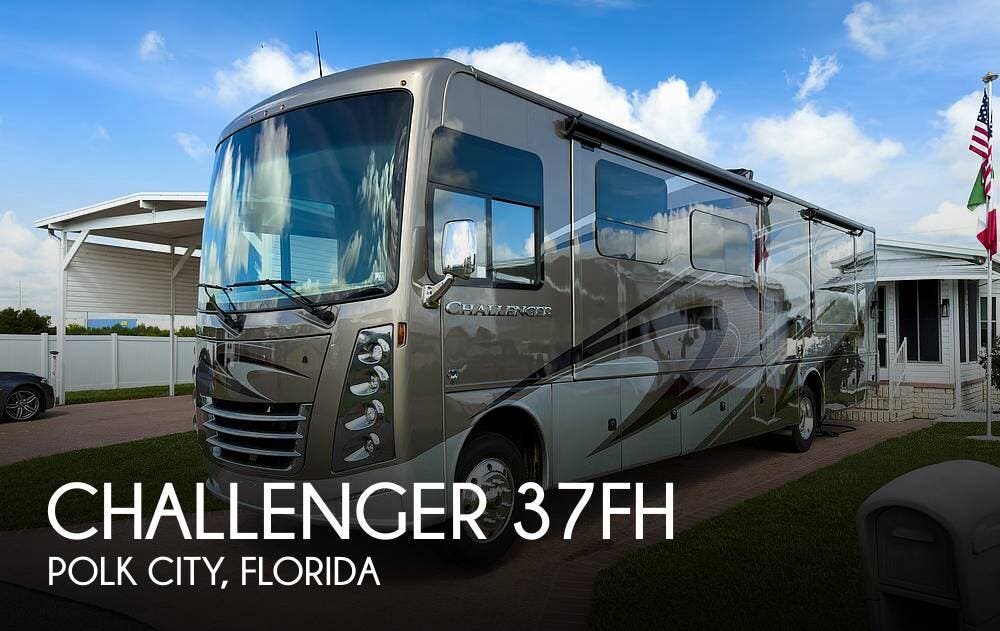 Used 2020  Thor Motor Coach Challenger 37FH by Thor Motor Coach from Pop RVs in Polk City, FL