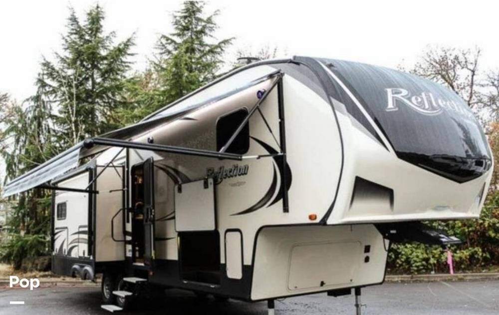 Used 2019 Forest River Reflection 320MKS available in Ashland, Kentucky