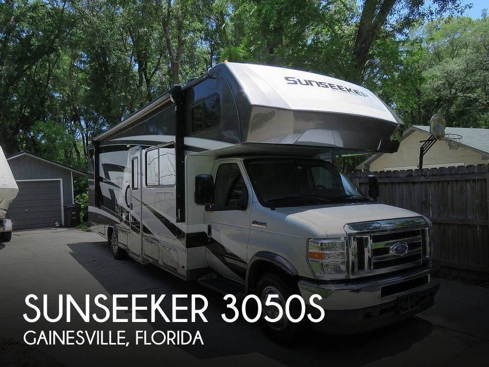 Used 2022  Forest River Sunseeker 3050S by Forest River from Pop RVs in Gainesville, FL
