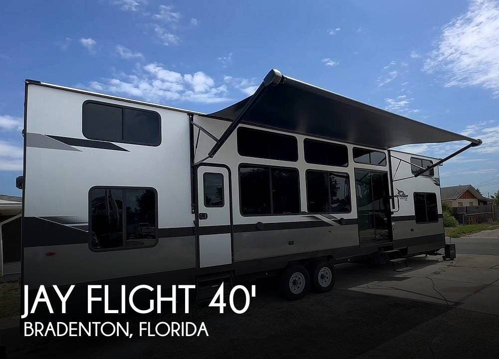 Used 2024 Jayco Jay Flight Bungalow 40LSDL available in Bradenton, Florida